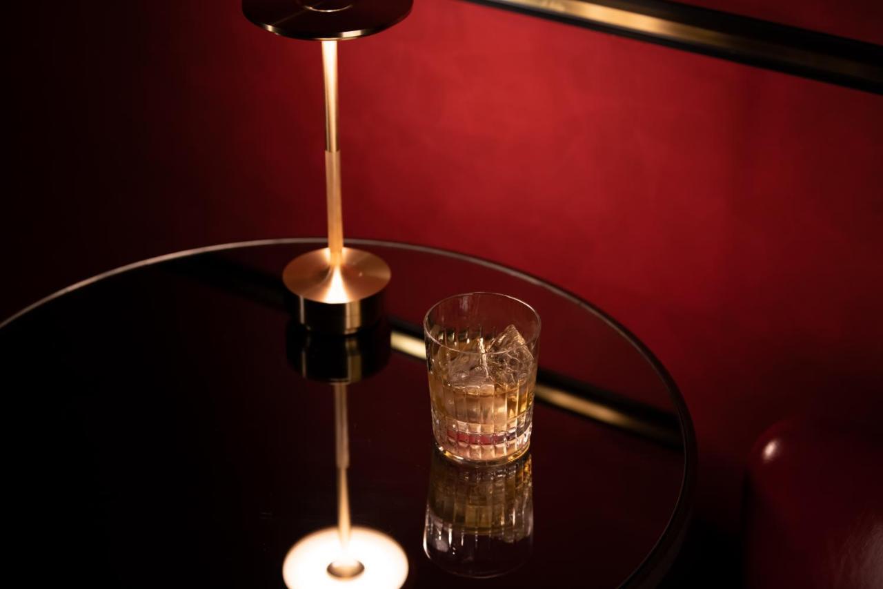 Hyatt Centric كانازاوَ المظهر الخارجي الصورة A glass of Old Fashioned
